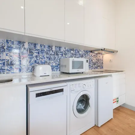 Appartement Via Augusta 129 Lissabon