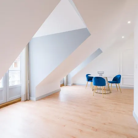 Apartament Via Augusta 129 *