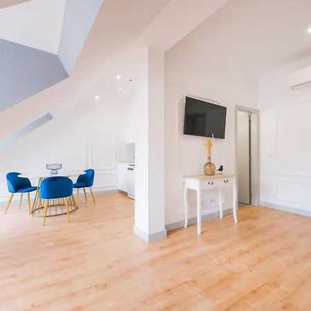 Apartmán Via Augusta 129 *