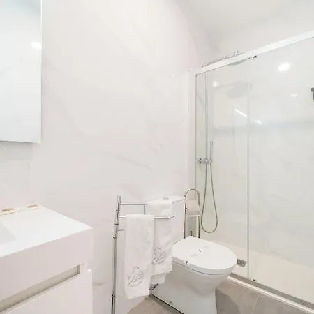 Via Augusta 129 * Lisboa