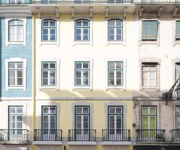 Daire Via Augusta 129