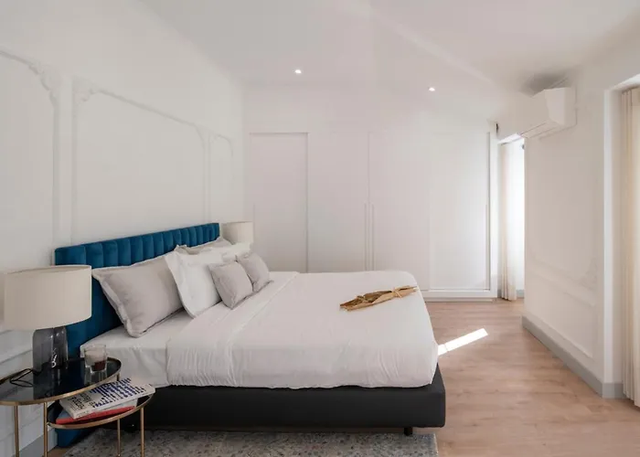 Daire Via Augusta 129 *