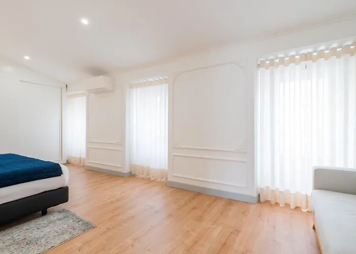 Daire Via Augusta 129