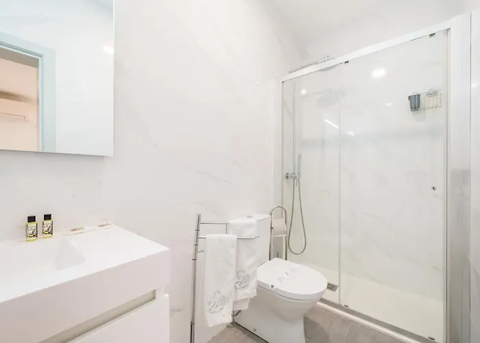 Via Augusta 129 * Lisboa