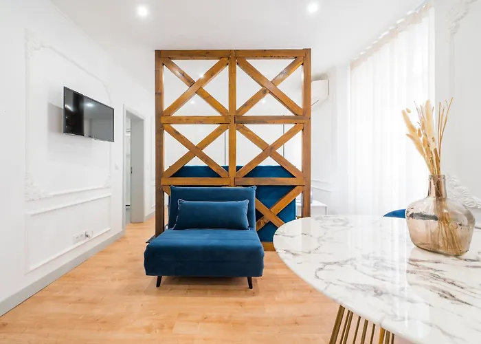 Daire Via Augusta 129 *