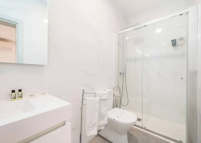 Via Augusta 129 * Lisboa