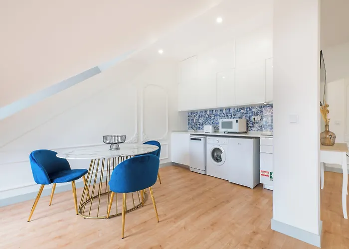 Via Augusta 129 * Lisboa