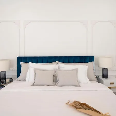 Via Augusta 129 * Lisboa